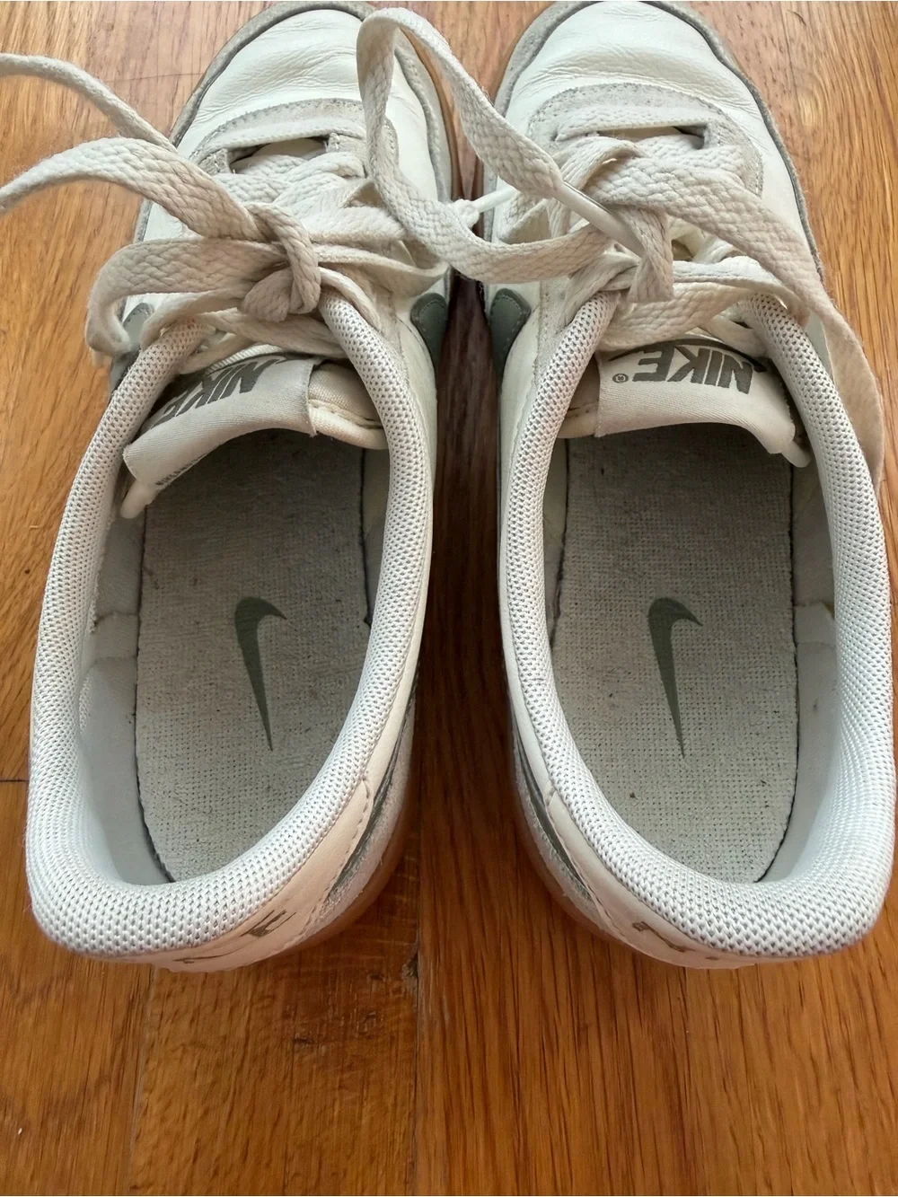 Women’s Nike Killshot shoe